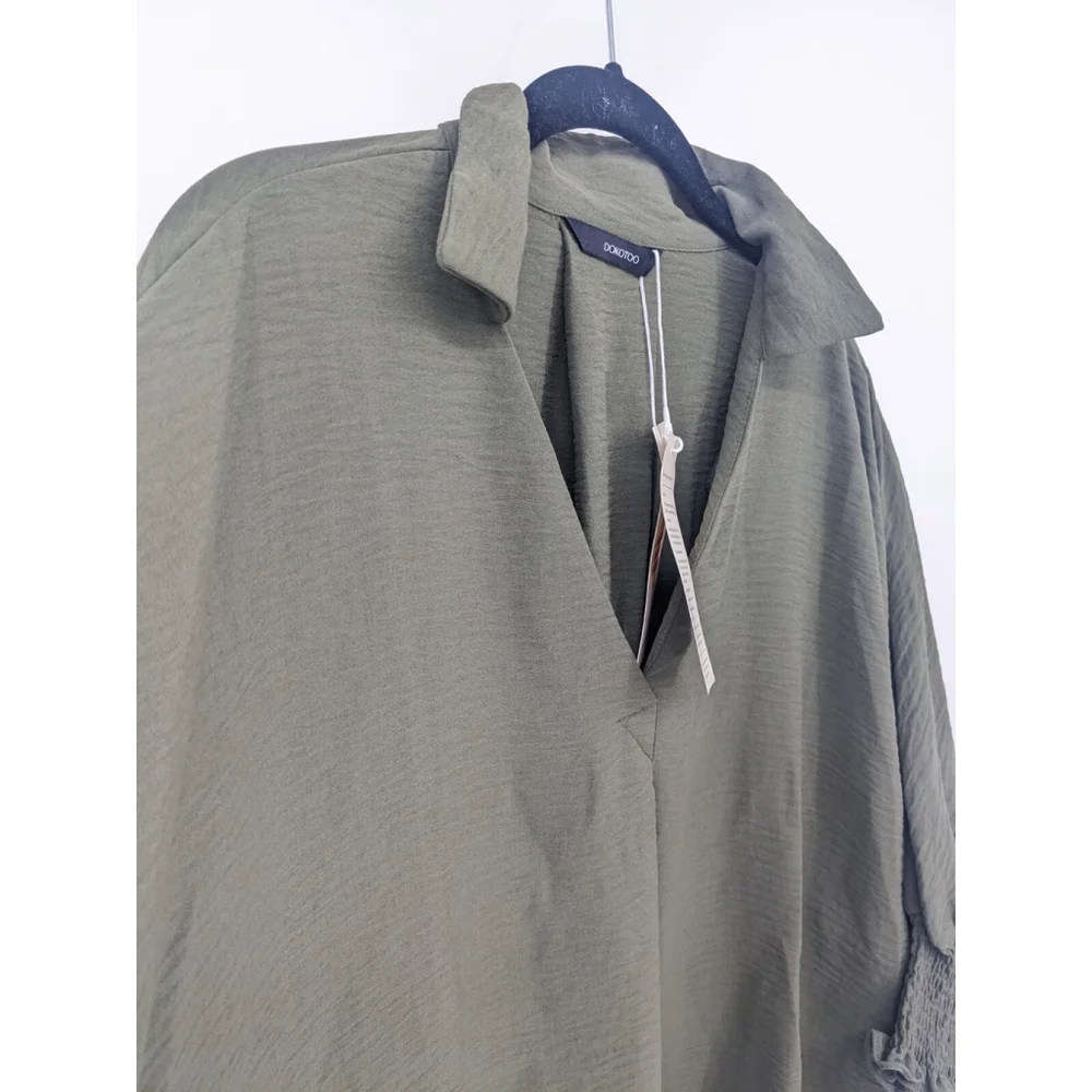Dokotoo Blouse Womans Small‎ Green Smocked Lightweight Office Career Top NWT - Picture 3 of 12
